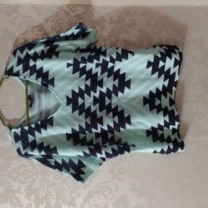 Signature StudioTribal Top XL